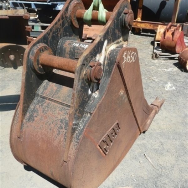 Trenching Bucket 600mm with Teeth