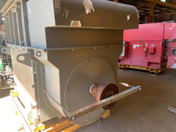 Shinko 375kw Electric Motor - Image 3